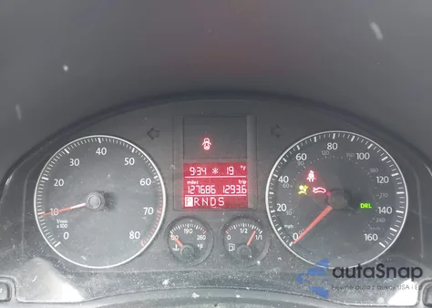 2009 Volkswagen Rabbit S z USA, uszkodzony, nr VIN WVWDB71K79W085434